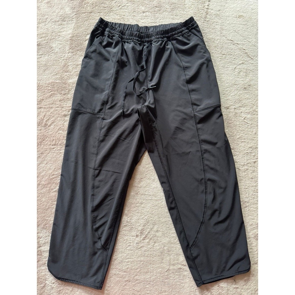 Lululemon Women's Final Play Loose Fit Cropped Yoga Pants Black Size 10